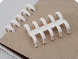 プラスチック使用量を半分以上カット！